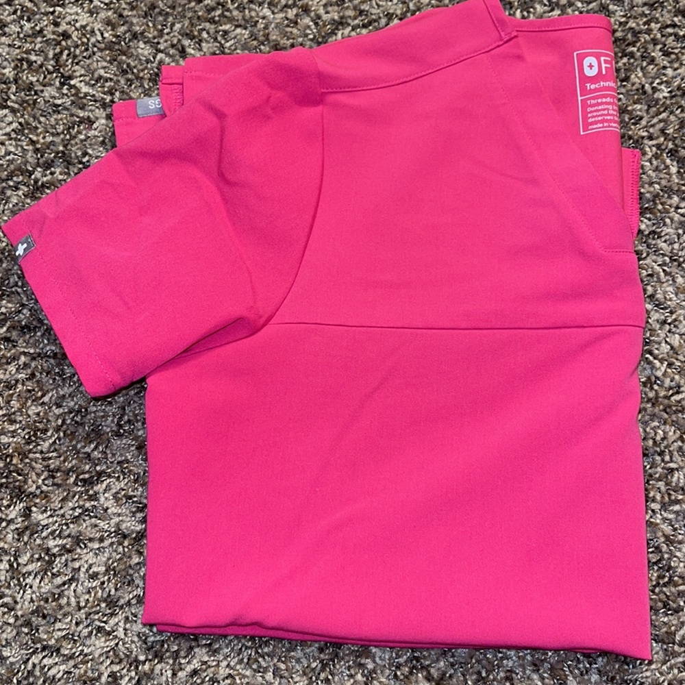 Women's Shocking Pink REMIX Casma - Zip Scrub Top